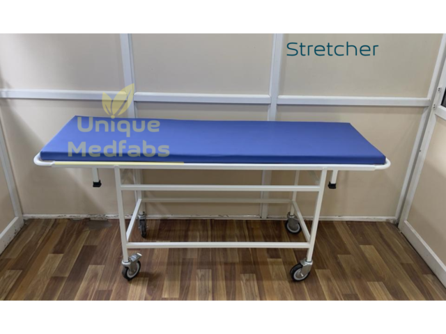Stretcher on Stand Simple